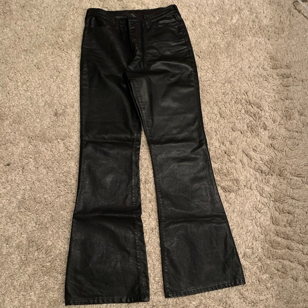 Women leather look pants